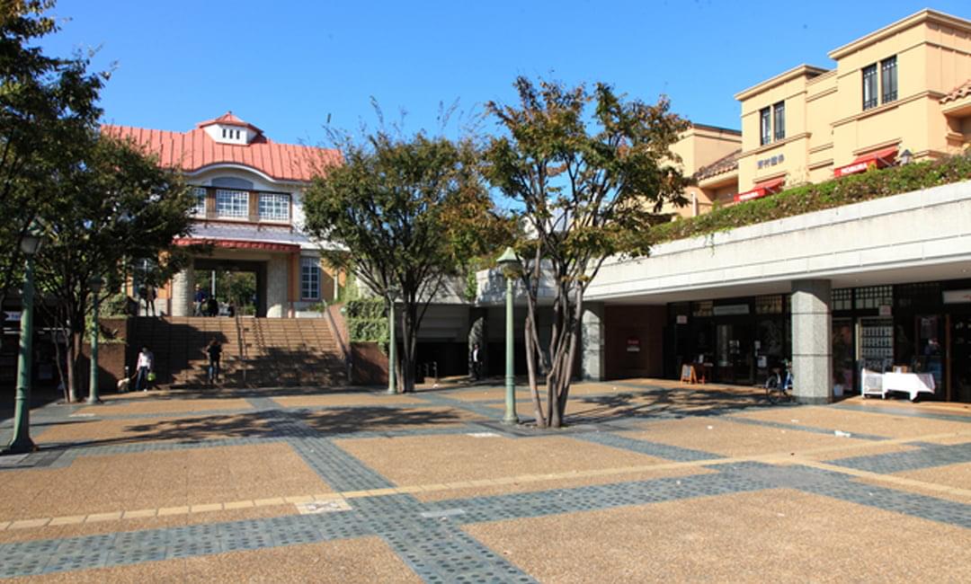 大田区／田園調布駅前